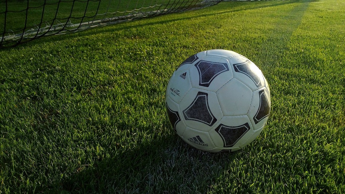 Leia mais sobre o artigo Treinador de escolinha de futebol é preso após suposto assédio a aluno de 10 anos